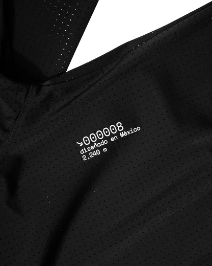 PERFORMANCE LONG SLEEVE