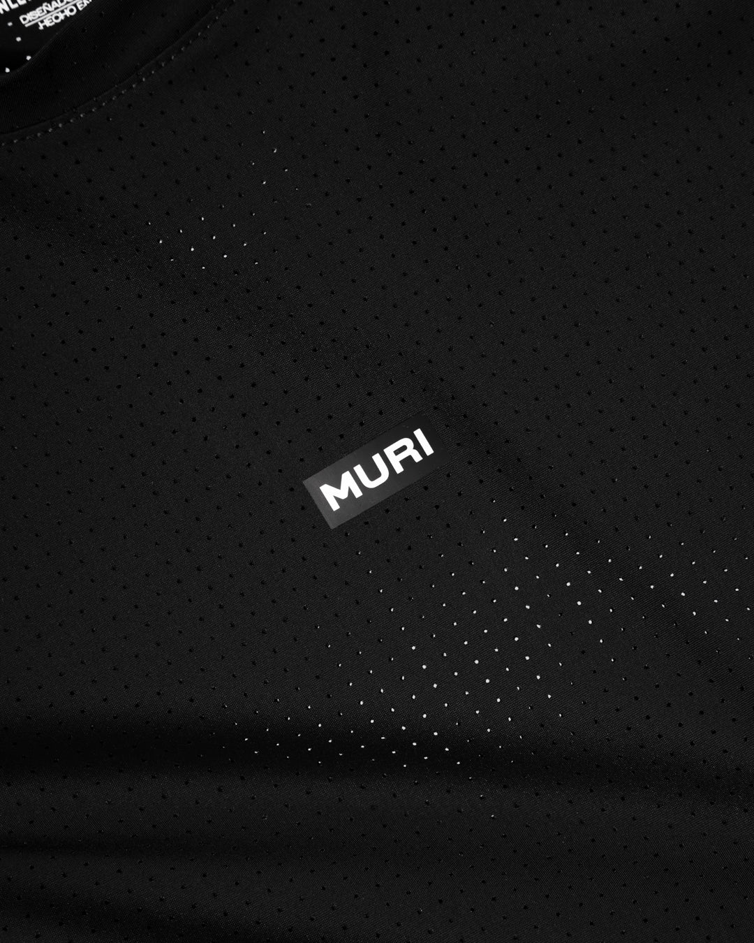 PERFORMANCE LONG SLEEVE