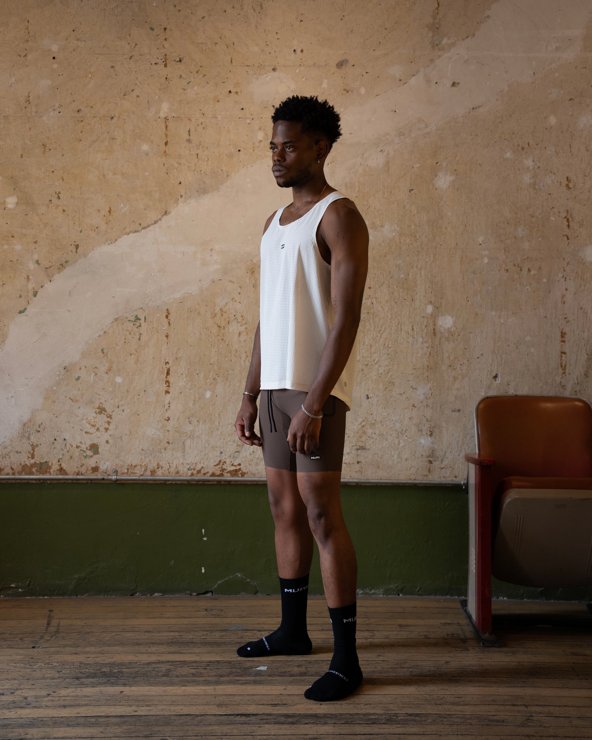 WHITE PERFORMANCE SINGLET