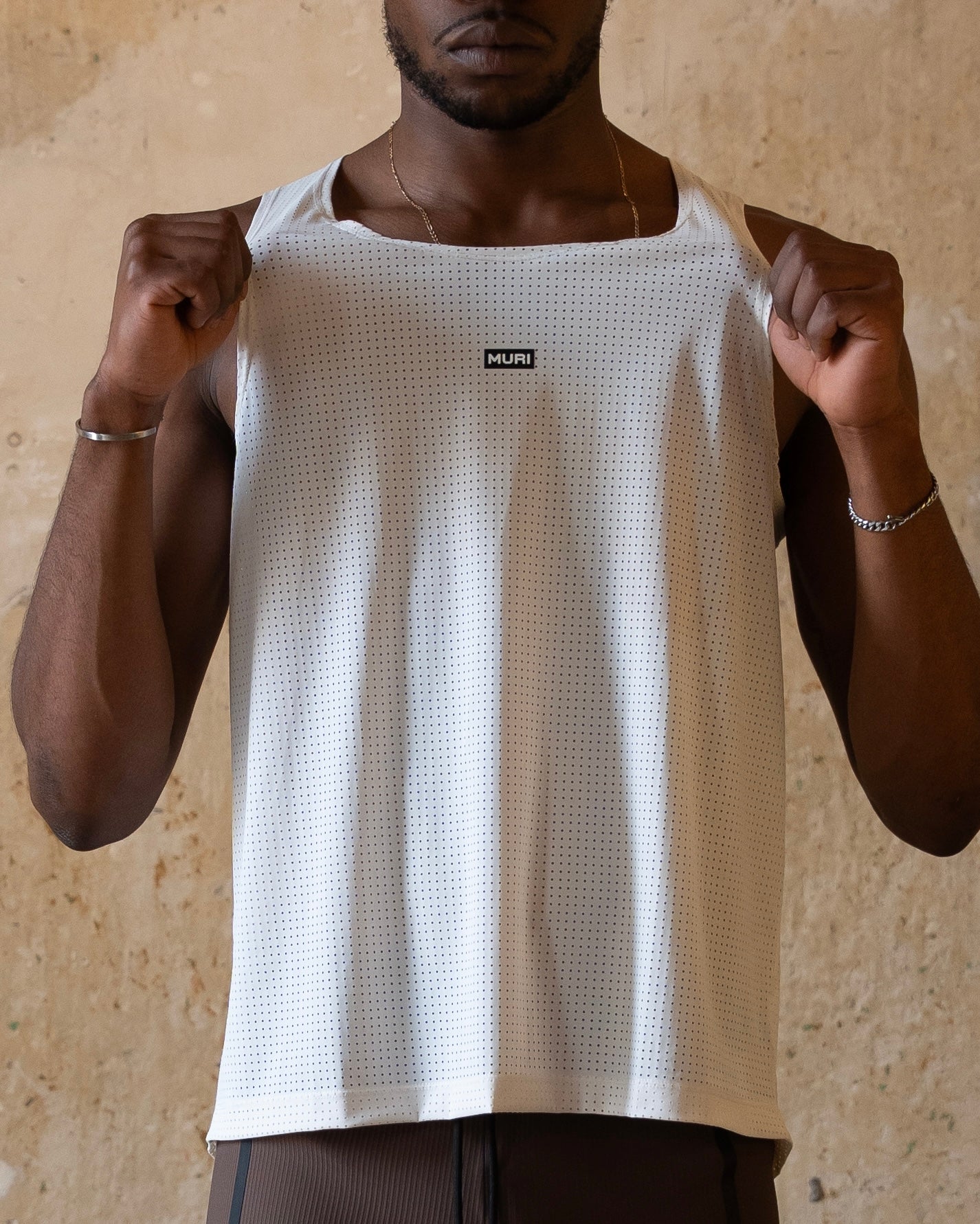 WHITE PERFORMANCE SINGLET